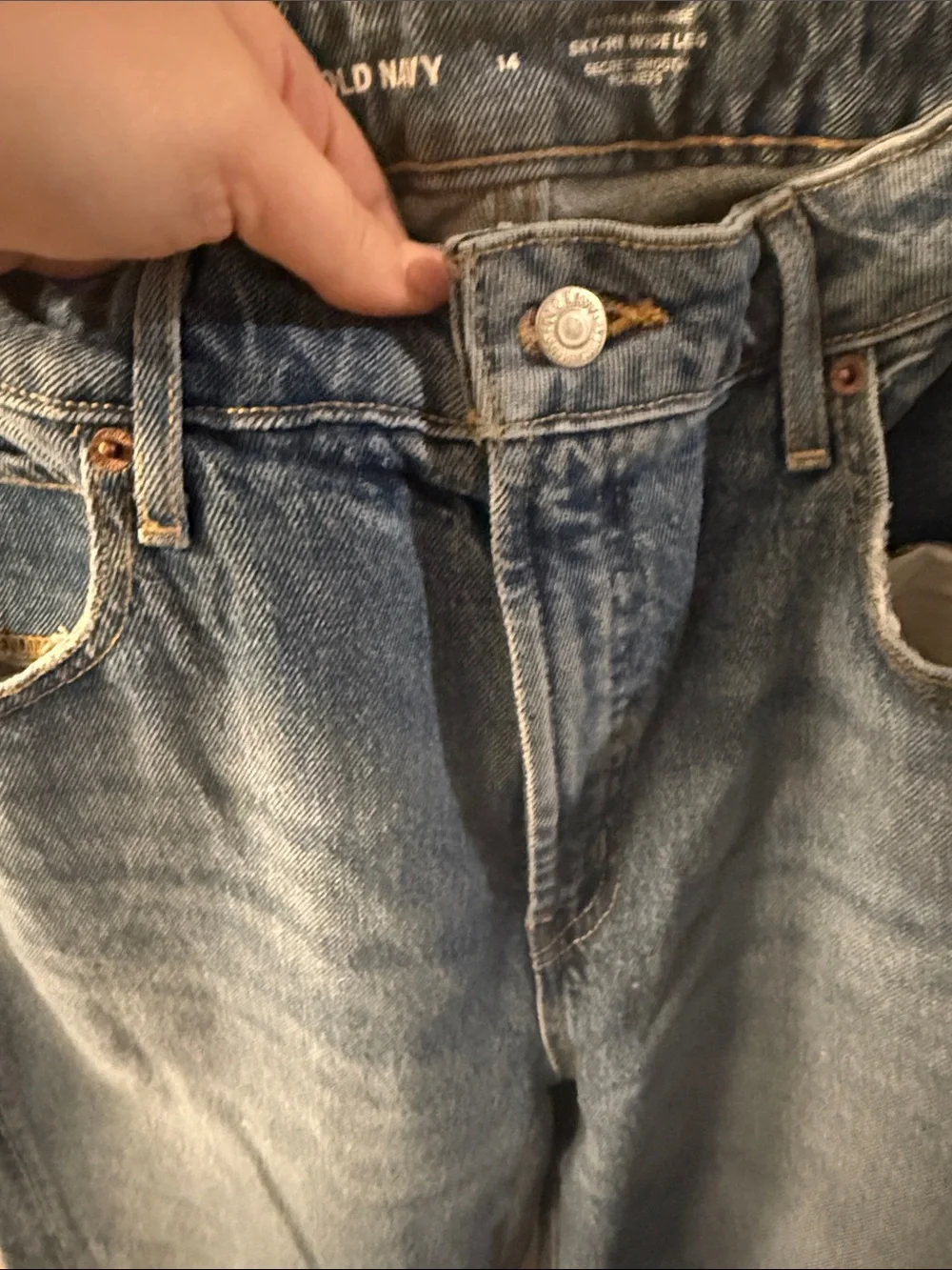 Old Navy Men's Light Blue Relaxed Fit Jeans